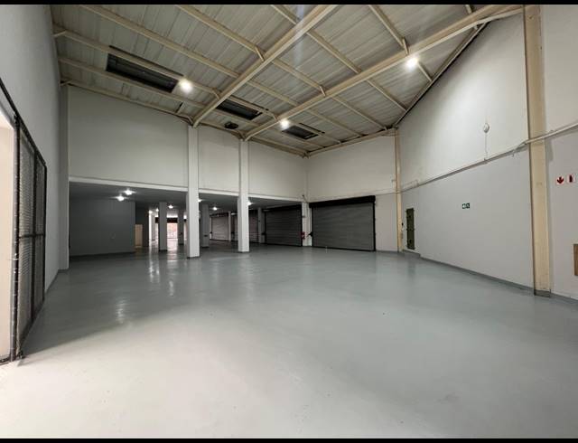 2,616M² WAREHOUSE TO LET IN STRIJDOMPARK